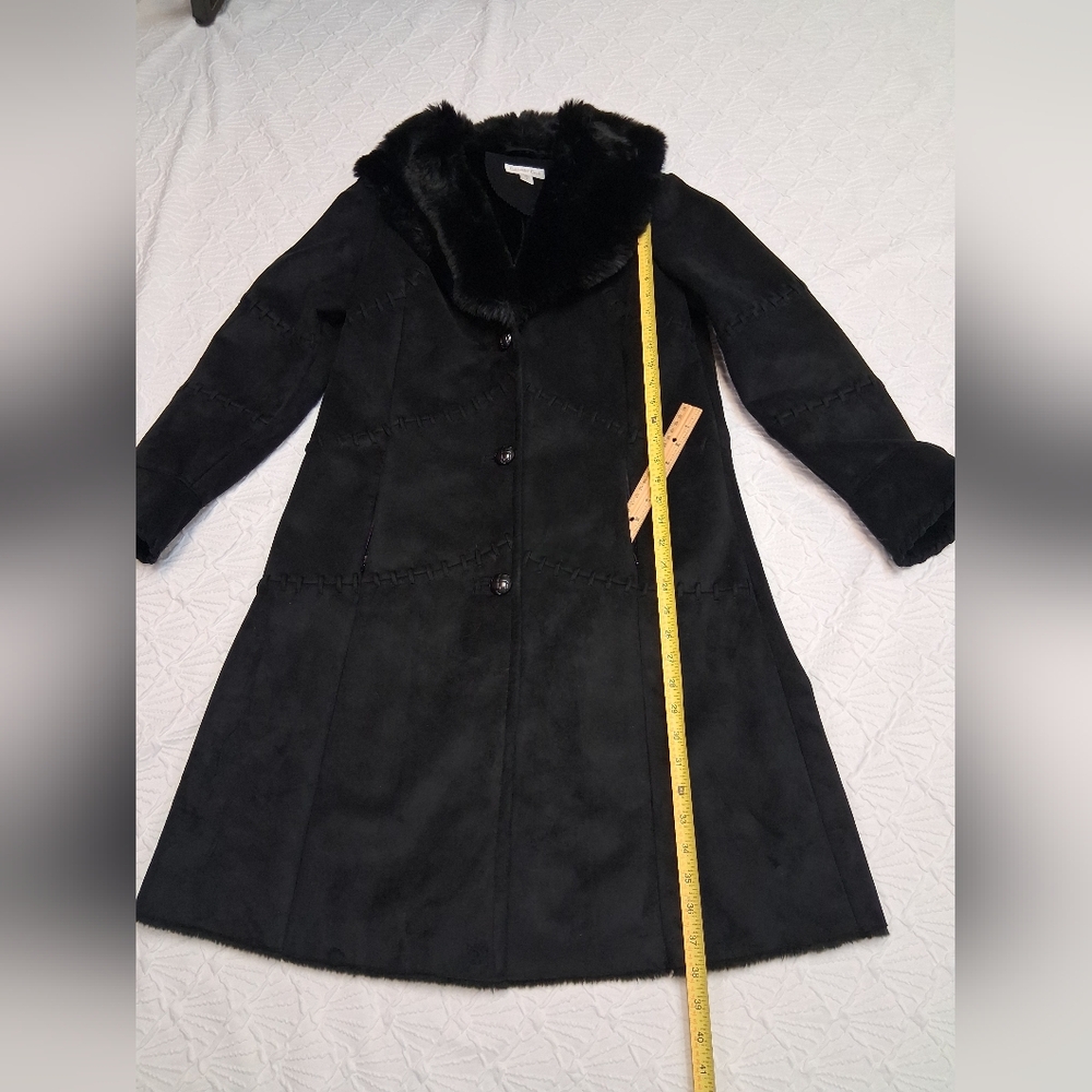 Coldwater Creek Elegant Black Trench Coat with Plush Collar - Picture 13 of 16